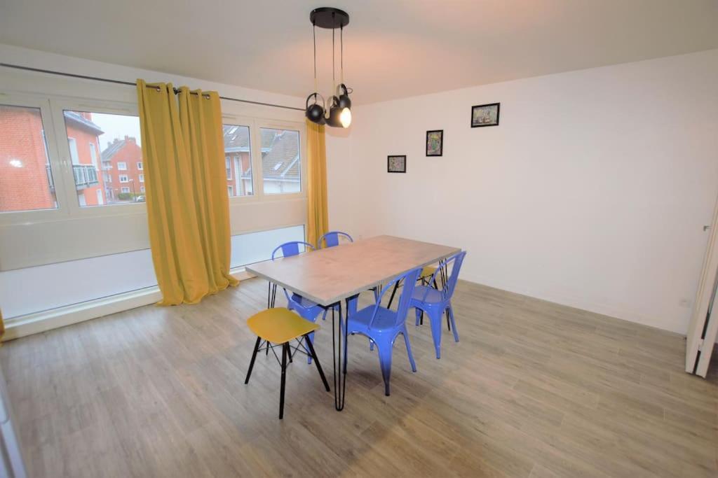 Accueil Calaisien Apartment Bagian luar foto
